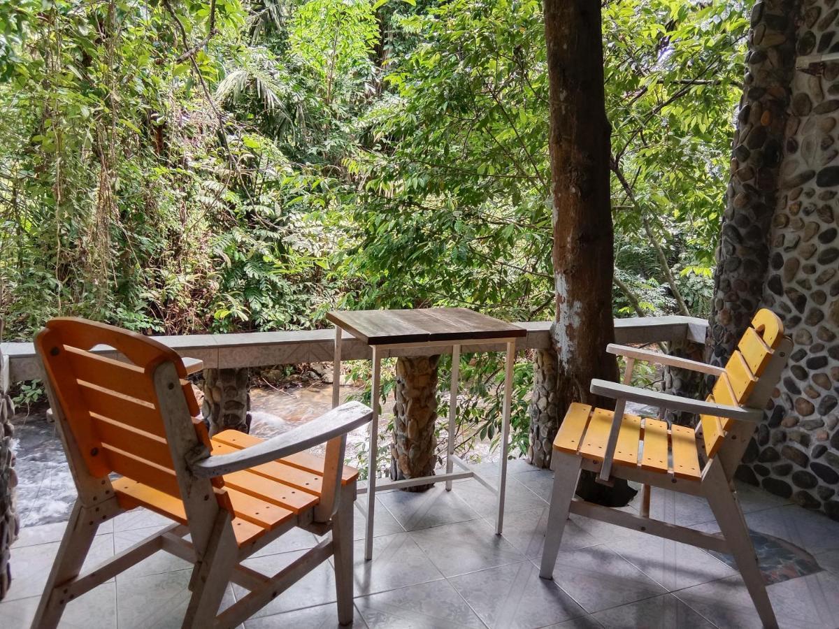 Tree Tops River Huts Khao Sok National Park エクステリア 写真