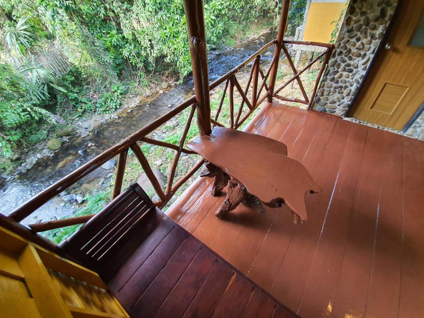 Tree Tops River Huts Khao Sok National Park エクステリア 写真